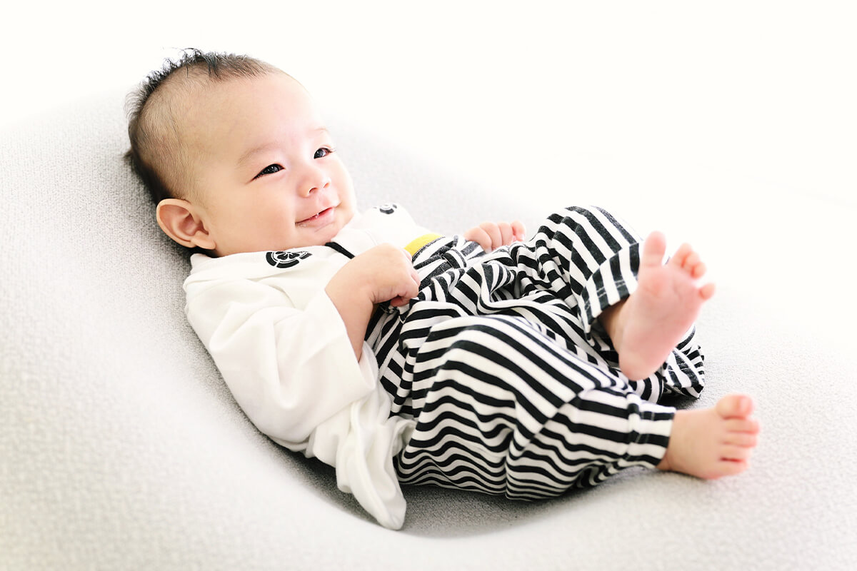 産着を着た男の子